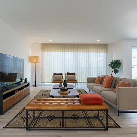 Mauricio With Jacuzzi And Private Swimming Pool Villa