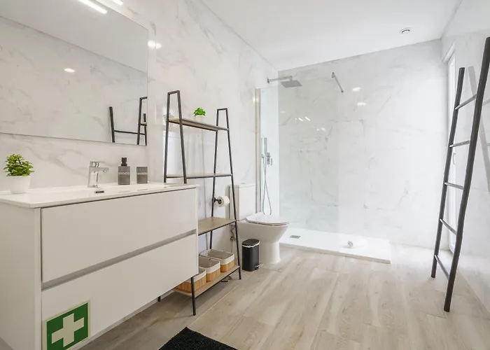 Mauricio With Jacuzzi And Private Swimming Pool Santa Barbara (Lisbon)