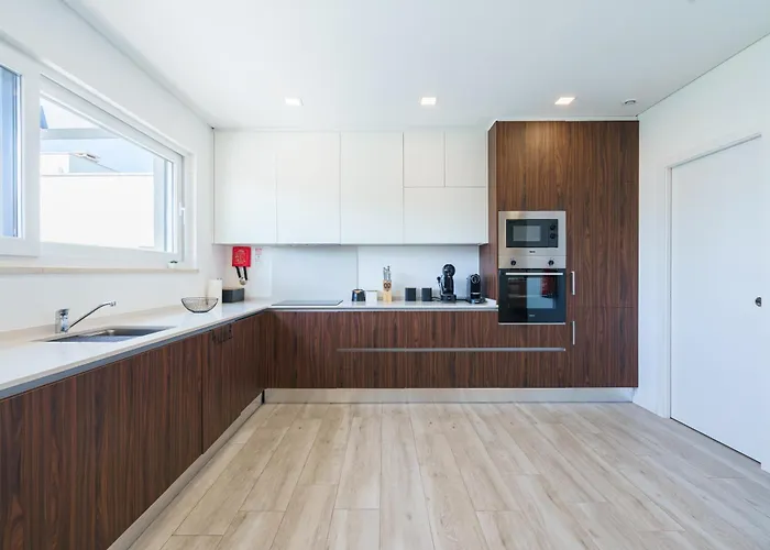 Mauricio With Jacuzzi And Private Swimming Pool Villa Santa Barbara (Lisbon)